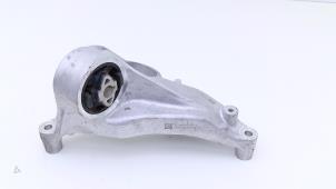 Gebruikte Motorrubber Tesla Model Y (5YJY) RWD Prijs € 75,00 Inclusief btw aangeboden door Automaterialen Ronald Morien B.V.