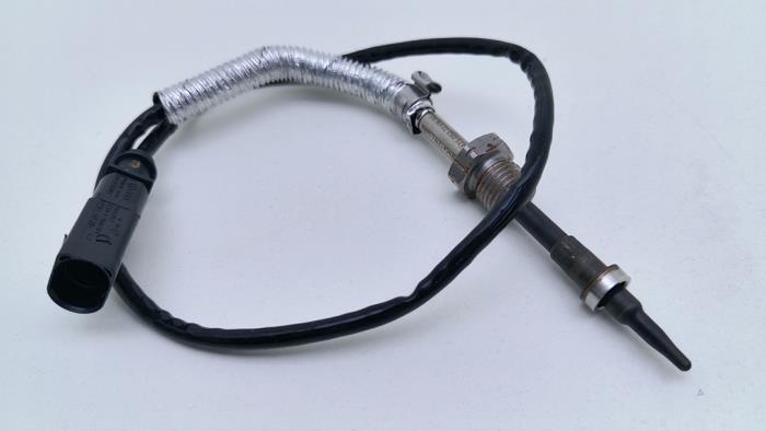 Gebruikte Uitlaat temperatuursensor Volkswagen Golf VIII (CD1) 2.0 TDI BlueMotion 16V Prijs € 50,00 Inclusief btw aangeboden door Automaterialen Ronald Morien B.V.