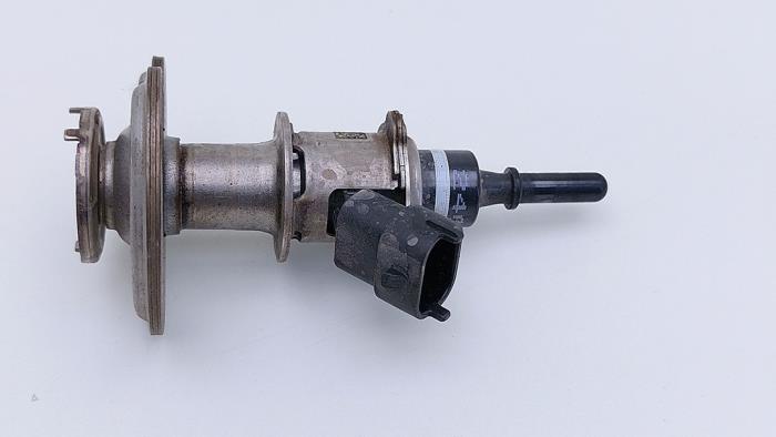 Gebruikte Injector adblue Seat Leon Sportstourer (KLF) 2.0 TDI SCR Prijs € 85,00 Margeregeling aangeboden door Automaterialen Ronald Morien B.V.