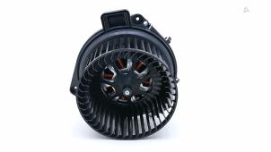 Gebruikte Aanjager Volkswagen ID.Buzz (EBB/EBJ) 77 kWh Prijs € 75,00 Inclusief btw aangeboden door Automaterialen Ronald Morien B.V.