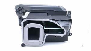 Gebruikte Chaufagebak Volkswagen ID.Buzz (EBB/EBJ) 77 kWh Prijs € 149,00 Inclusief btw aangeboden door Automaterialen Ronald Morien B.V.