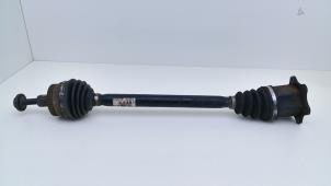 Gebruikte Steekas rechts-voor Audi A4 Avant (B7) 2.0 TFSI 20V Quattro Prijs € 75,00 Margeregeling aangeboden door Automaterialen Ronald Morien B.V.