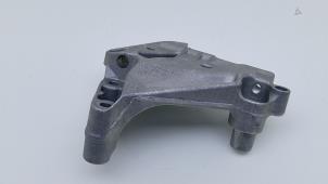 Nieuwe Motorsteun Volkswagen Caddy Cargo V (SBA/SBH) 2.0 TDI 122 Prijs € 25,00 Inclusief btw aangeboden door Automaterialen Ronald Morien B.V.