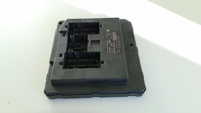 Computer Body Control van een Seat Ibiza V (KJB) 1.0 MPI 12V 2019