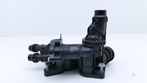 Nieuwe Thermostaat Audi A3 Sportback (8YA) 2.0 30 TDI 16V Prijs € 95,00 Inclusief btw aangeboden door Automaterialen Ronald Morien B.V.