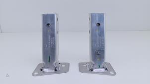 Gebruikte Bumperbalk voor Audi E-tron (GEN) 55 quattro Prijs € 65,00 Inclusief btw aangeboden door Automaterialen Ronald Morien B.V.