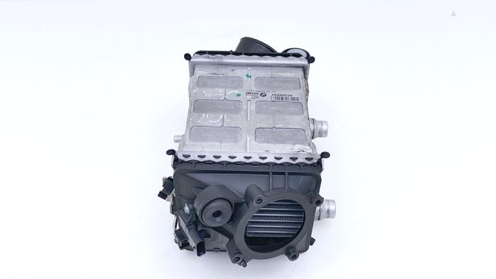 Gebruikte Intercooler BMW M6 (F13) 4.4 V8 32V TwinPower Turbo Prijs € 195,00 Margeregeling aangeboden door Automaterialen Ronald Morien B.V.