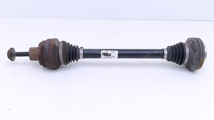 Gebruikte Aandrijfas rechts-achter Audi RS 5 (8F7) 4.2 V8 32V Prijs € 35,00 Margeregeling aangeboden door Automaterialen Ronald Morien B.V.