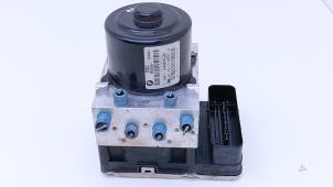 Gebruikte ABS Pomp BMW M6 (F13) 4.4 V8 32V TwinPower Turbo Prijs € 395,00 Margeregeling aangeboden door Automaterialen Ronald Morien B.V.