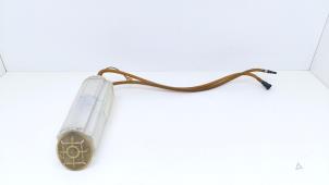 Gebruikte Benzinepomp Volkswagen Phaeton (3D) 6.0 W12 48V 4Motion Prijs € 75,00 Margeregeling aangeboden door Automaterialen Ronald Morien B.V.