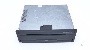 Gebruikte Module Navigatie Volkswagen Phaeton (3D) 6.0 W12 48V 4Motion Prijs € 125,00 Margeregeling aangeboden door Automaterialen Ronald Morien B.V.