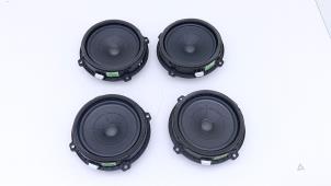 Gebruikte Speaker Kia Niro I (DE) E-Niro 64 kWh Prijs € 75,00 Margeregeling aangeboden door Automaterialen Ronald Morien B.V.