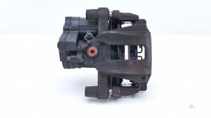 Gebruikte Remklauw (Tang) links-achter Seat Leon Sportstourer (KLF) 1.5 eTSI 16V Prijs € 75,00 Inclusief btw aangeboden door Automaterialen Ronald Morien B.V.