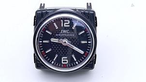 Gebruikte Uurwerk Mercedes S AMG (W222) 4.0 S-63 L AMG V8 Turbo 4-Matic+ Prijs € 145,00 Margeregeling aangeboden door Automaterialen Ronald Morien B.V.