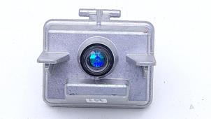 Gebruikte Camera voorzijde Mercedes S AMG (W222) 4.0 S-63 L AMG V8 Turbo 4-Matic+ Prijs € 245,00 Margeregeling aangeboden door Automaterialen Ronald Morien B.V.