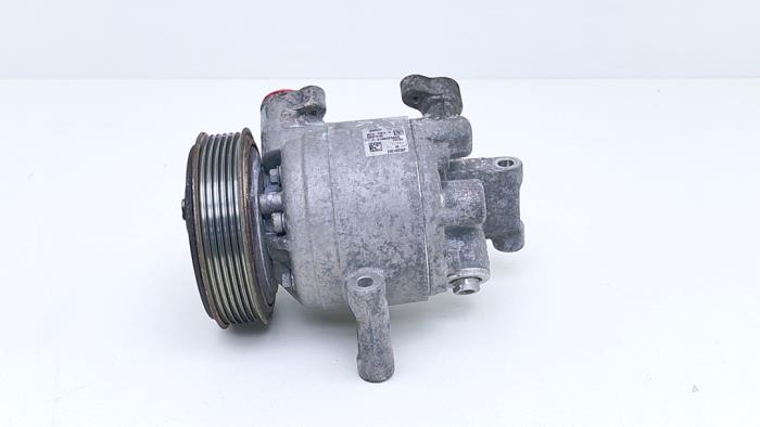 Aircopomp van een Peugeot 108 1.0 12V VVT-i 2019