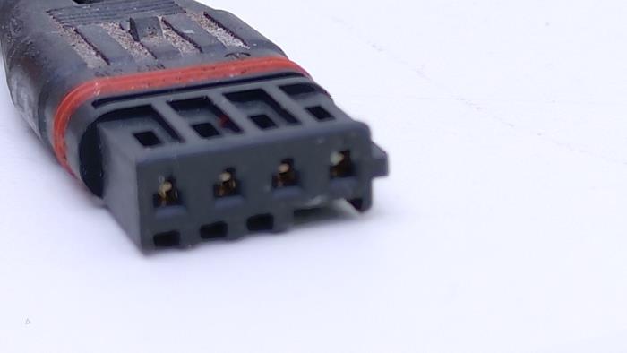 Pingelsensor van een BMW M4 (F82) M4 3.0 24V TwinPower Turbo 2014
