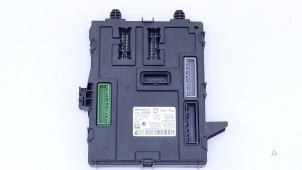 Gebruikte Module Bodycontrol Renault Megane IV Estate (RFBK) 1.2 Energy TCE 130 Prijs € 75,00 Margeregeling aangeboden door Automaterialen Ronald Morien B.V.