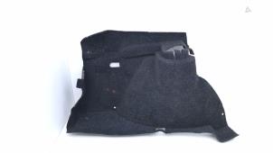 Gebruikte Kofferbakbekleding links Volkswagen Corrado 2.9 VR6 Prijs € 35,00 Margeregeling aangeboden door Automaterialen Ronald Morien B.V.