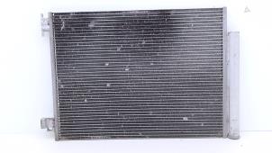 Gebruikte Airco Condensor Renault Captur (2R) 1.2 TCE 16V EDC Prijs € 45,00 Margeregeling aangeboden door Automaterialen Ronald Morien B.V.