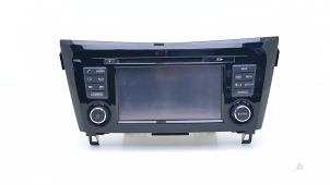 Gebruikte Display Multi Media regelunit Nissan Qashqai (J11) 1.2 DIG-T 16V Prijs € 295,00 Margeregeling aangeboden door Automaterialen Ronald Morien B.V.