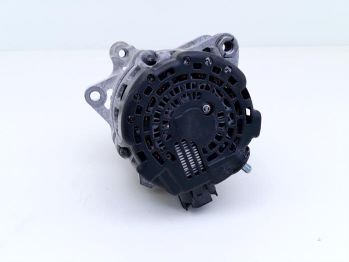 Dynamo van een Kia Stonic (YB) 1.0i T-GDi 12V 2022