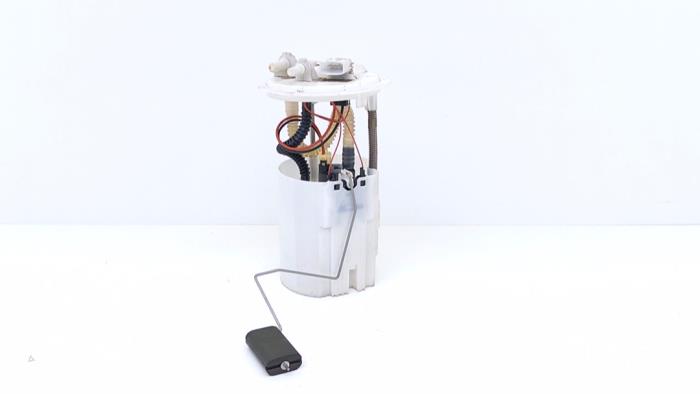 Tank element Pomp van een Renault Trafic (1FL/2FL/3FL/4FL) 1.6 dCi 95 2017