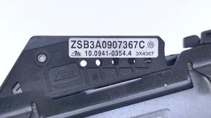 Computer ABS van een Volkswagen Passat (35I) 2.8 VR6 1994