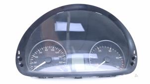 Gebruikte Kilometerteller KM Mercedes Sprinter 3t (906.61) 211 CDI 16V Prijs € 48,99 Inclusief btw aangeboden door Automaterialen Ronald Morien B.V.