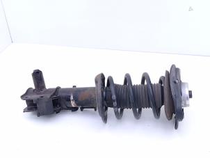 Gebruikte Mac Phersonpoot rechts-voor Mercedes E-Klasse AMG (W212) 5.5 E-63 S AMG V8 32V 4-Matic Prijs € 395,00 Margeregeling aangeboden door Automaterialen Ronald Morien B.V.