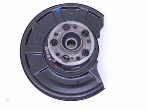 Gebruikte Asschenkel links-achter Mercedes E-Klasse AMG (W212) 5.5 E-63 S AMG V8 32V 4-Matic Prijs € 245,00 Margeregeling aangeboden door Automaterialen Ronald Morien B.V.