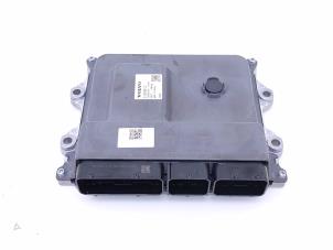 Gebruikte Computer Motormanagement Volvo XC60 II (UZ) 2.0 B4 16V Mild Hybrid AWD Prijs € 245,00 Margeregeling aangeboden door Automaterialen Ronald Morien B.V.