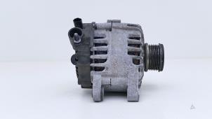 Gebruikte Dynamo Opel Crossland (X) 1.2 Turbo 12V Prijs € 69,00 Margeregeling aangeboden door Automaterialen Ronald Morien B.V.