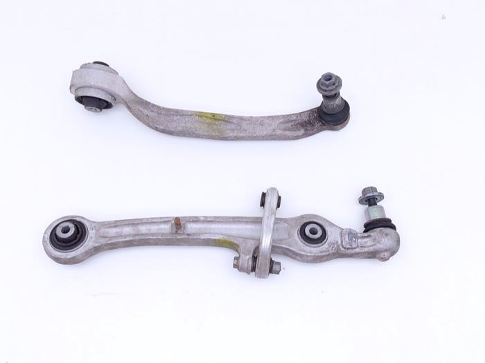 Gebruikte Draagarm set Audi A6 Avant (C6) 4.2 V8 40V FSI Quattro Prijs € 49,00 Margeregeling aangeboden door Automaterialen Ronald Morien B.V.