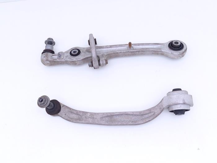 Gebruikte Draagarm set Audi A6 Avant (C6) 4.2 V8 40V FSI Quattro Prijs € 49,00 Margeregeling aangeboden door Automaterialen Ronald Morien B.V.