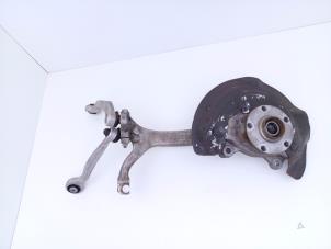 Gebruikte Asschenkel rechts-voor Audi A6 Avant (C6) 4.2 V8 40V FSI Quattro Prijs € 125,00 Margeregeling aangeboden door Automaterialen Ronald Morien B.V.