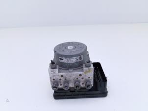 Gebruikte ABS Pomp Ford EcoSport (JK8) 1.0 EcoBoost 12V 125 Prijs € 195,00 Margeregeling aangeboden door Automaterialen Ronald Morien B.V.