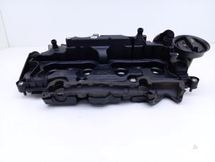 Gebruikte Kleppendeksel Volkswagen Passat Variant (3G5) 2.0 TDI 16V 150 Prijs € 45,00 Margeregeling aangeboden door Automaterialen Ronald Morien B.V.