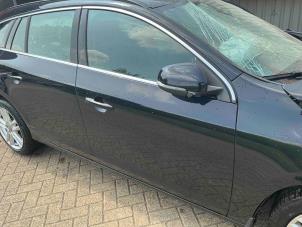 Gebruikte Deur 4Deurs rechts-voor Volvo V60 I (FW/GW) 1.6 T3 16V Prijs € 272,25 Inclusief btw aangeboden door Automaterialen Ronald Morien B.V.
