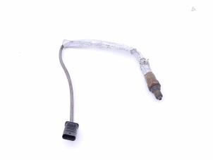 Gebruikte Lambda Sonde Mercedes A (177.0) 1.3 A-250 e Turbo 16V Prijs € 95,00 Margeregeling aangeboden door Automaterialen Ronald Morien B.V.