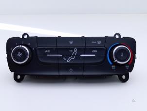 Gebruikte Chaufage Bedieningspaneel Ford Focus 3 Wagon 1.0 Ti-VCT EcoBoost 12V 125 Prijs € 49,00 Margeregeling aangeboden door Automaterialen Ronald Morien B.V.