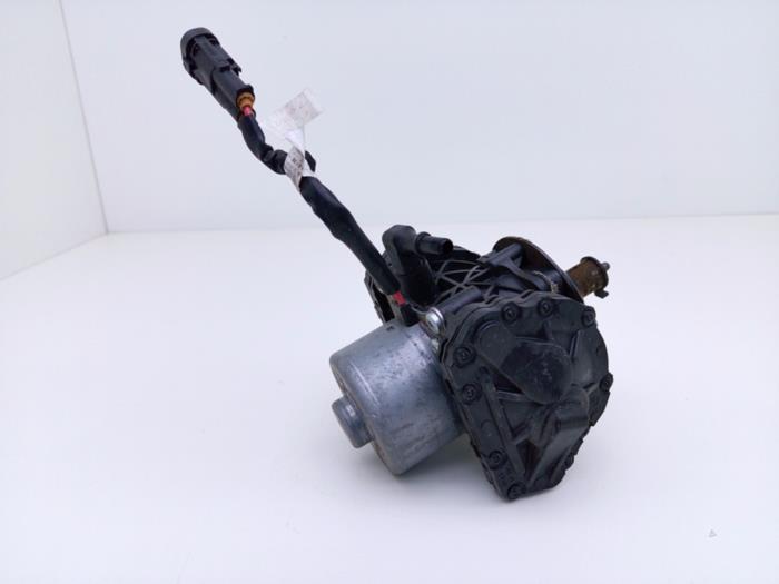 Gebruikte Vacuumpomp Rembekrachtiging Peugeot 2008 (UD/UK/UR/US/UX) e-2008 50 kWh Prijs € 95,00 Margeregeling aangeboden door Automaterialen Ronald Morien B.V.