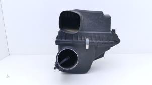 Gebruikte Luchtfilterhuis BMW X1 (E84) sDrive 20i 2.0 16V Twin Power Turbo Prijs € 75,00 Margeregeling aangeboden door Automaterialen Ronald Morien B.V.