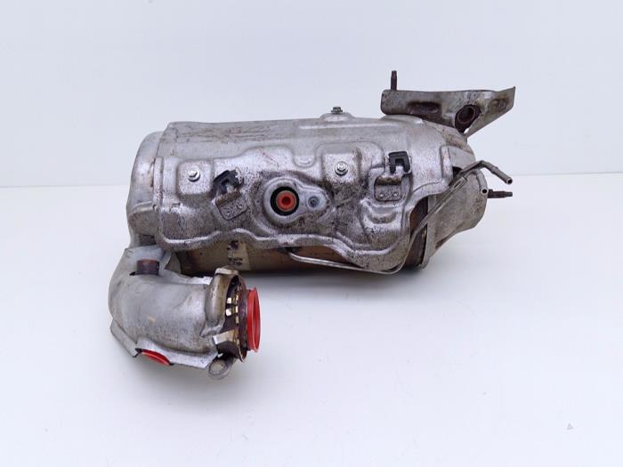 Gebruikte Roetfilter Renault Clio IV Estate/Grandtour (7R) 1.5 Energy dCi 90 FAP Prijs € 349,00 Margeregeling aangeboden door Automaterialen Ronald Morien B.V.