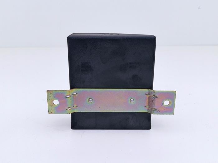 Raam module van een Volkswagen Corrado 1.8 G60 1991