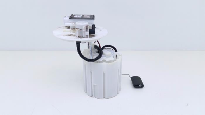 Gebruikte Tank element Pomp Hyundai i30 Wagon (PDEF) 1.0 T-GDI 12V Hybrid 48V Prijs € 127,05 Inclusief btw aangeboden door Automaterialen Ronald Morien B.V.