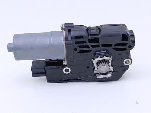 Gebruikte Schuifdak Motor Audi RS 4 Avant (B9) 2.9 V6 TFSI 24V Prijs € 42,35 Inclusief btw aangeboden door Automaterialen Ronald Morien B.V.