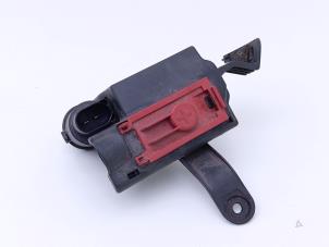 Gebruikte Zekeringkast Audi RS 4 Avant (B9) 2.9 V6 TFSI 24V Prijs € 95,00 Inclusief btw aangeboden door Automaterialen Ronald Morien B.V.