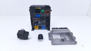 Gebruikte Contactslot + computer Peugeot Expert (V1/VA/VB/VE/VF/VT/VY) 2.0 Blue HDi 180 16V Prijs € 302,50 Inclusief btw aangeboden door Automaterialen Ronald Morien B.V.