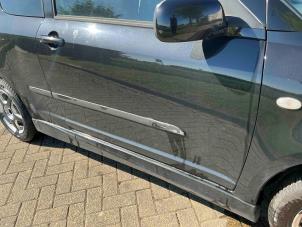Gebruikte Portier 2Deurs rechts Suzuki Swift (ZA/ZC/ZD1/2/3/9) 1.3 VVT 16V Prijs € 125,00 Margeregeling aangeboden door Automaterialen Ronald Morien B.V.